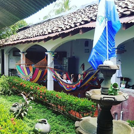 Hostal El Jardin León Exterior foto