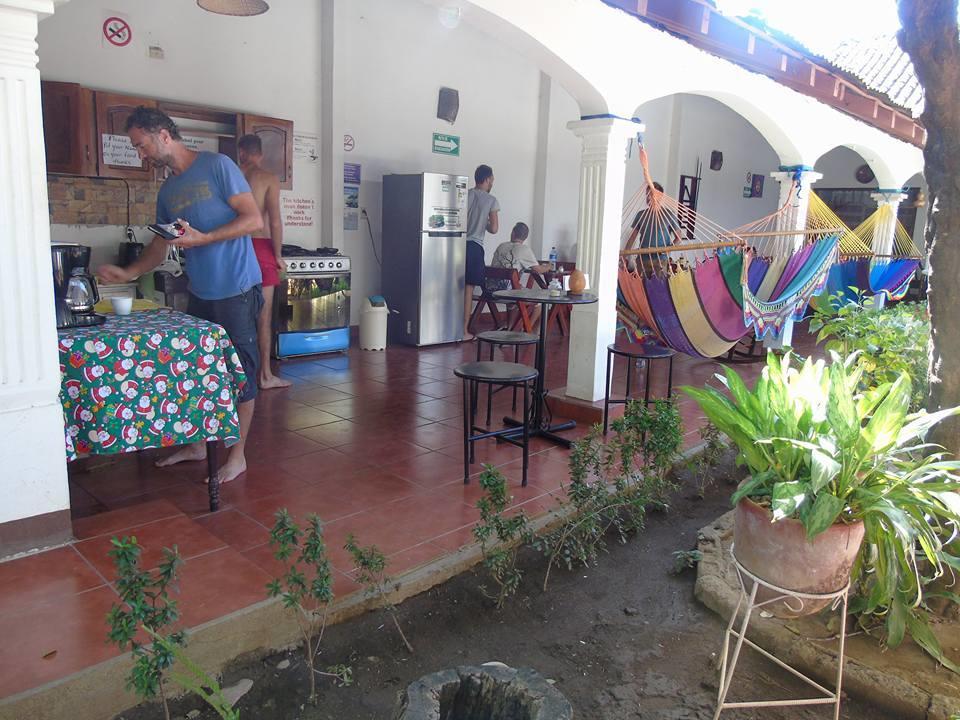 Hostal El Jardin León Exterior foto
